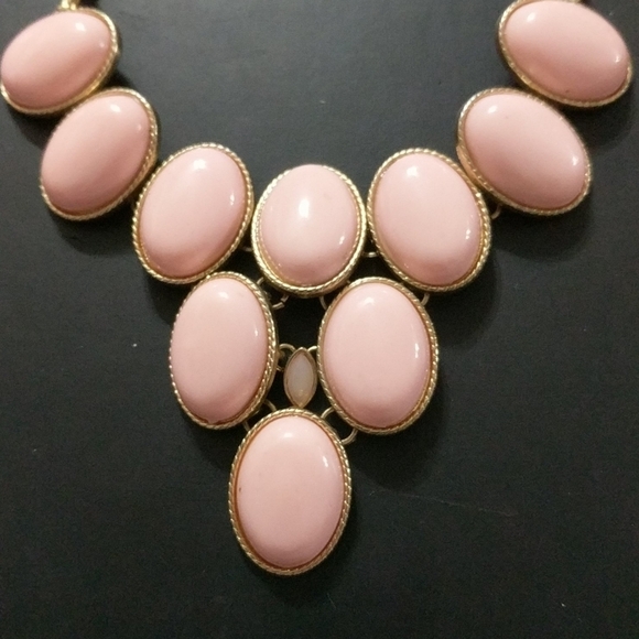 Gold Tone Light Pastel Pink Cabochon Bib Style Statement Necklace - Picture 2 of 2